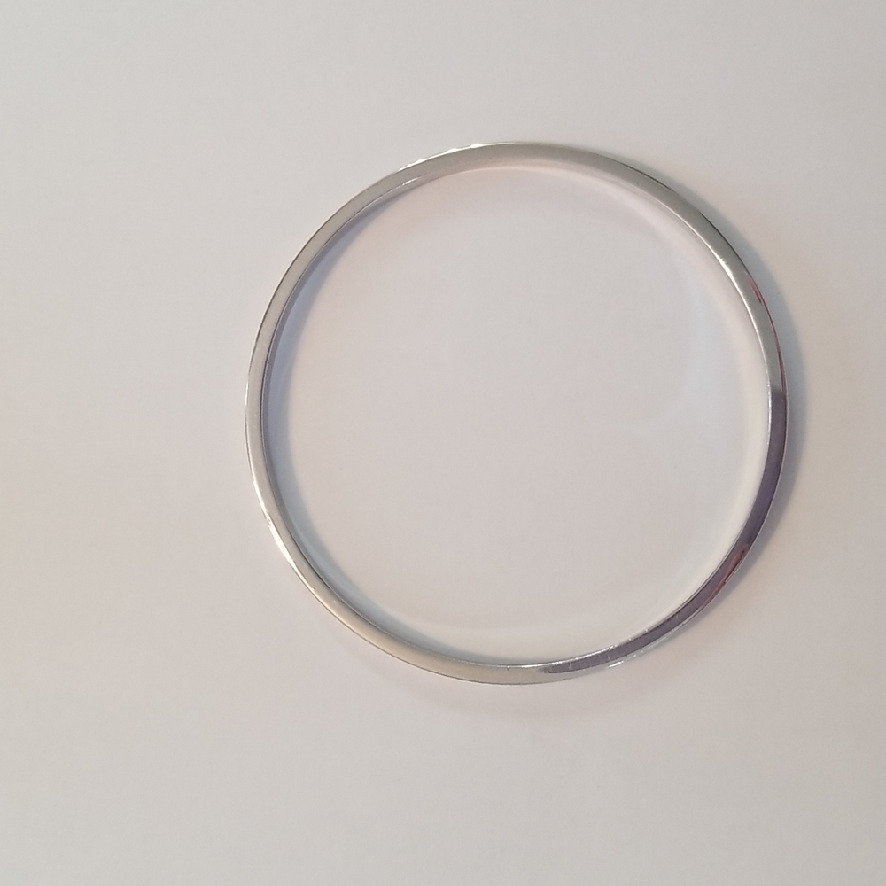 Vintage Monet silver tone child's bracelet.